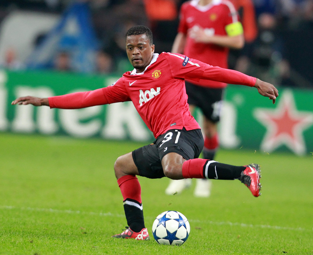 邵佳一：冬训达到了教练组的预期，队伍的精神状态正在加强.